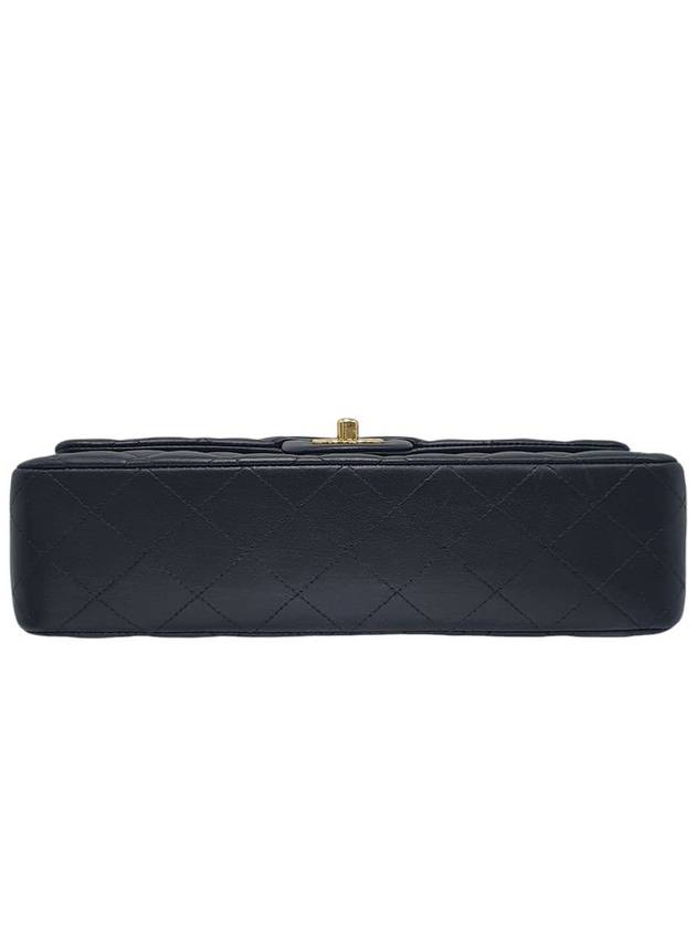 A01112 Black Lambskin Gold Classic Medium Chain Shoulder Bag CH