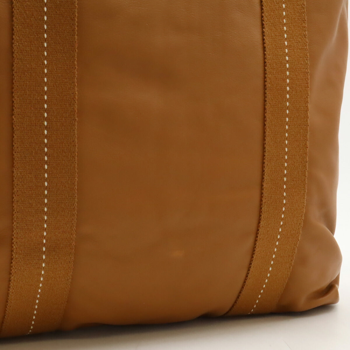 HMS Leather Caravan Vertical MM Tote Bag