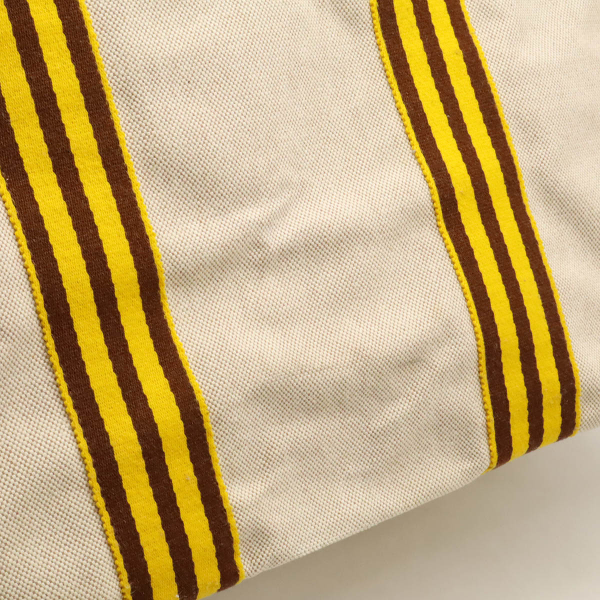 HMS Canvas Bora Bora GM Tote Bag