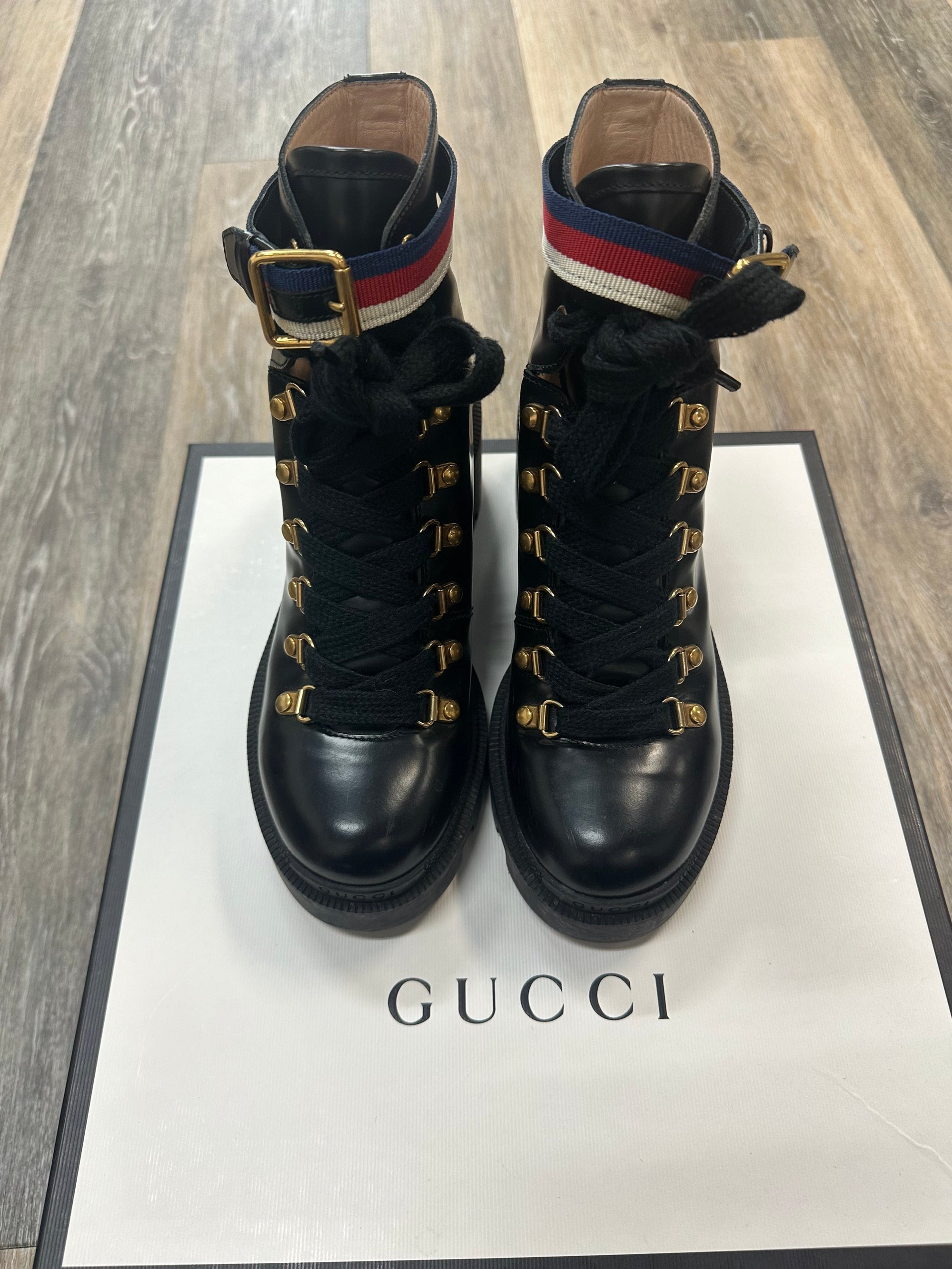 Boots Designer By GCCI  Size: 6