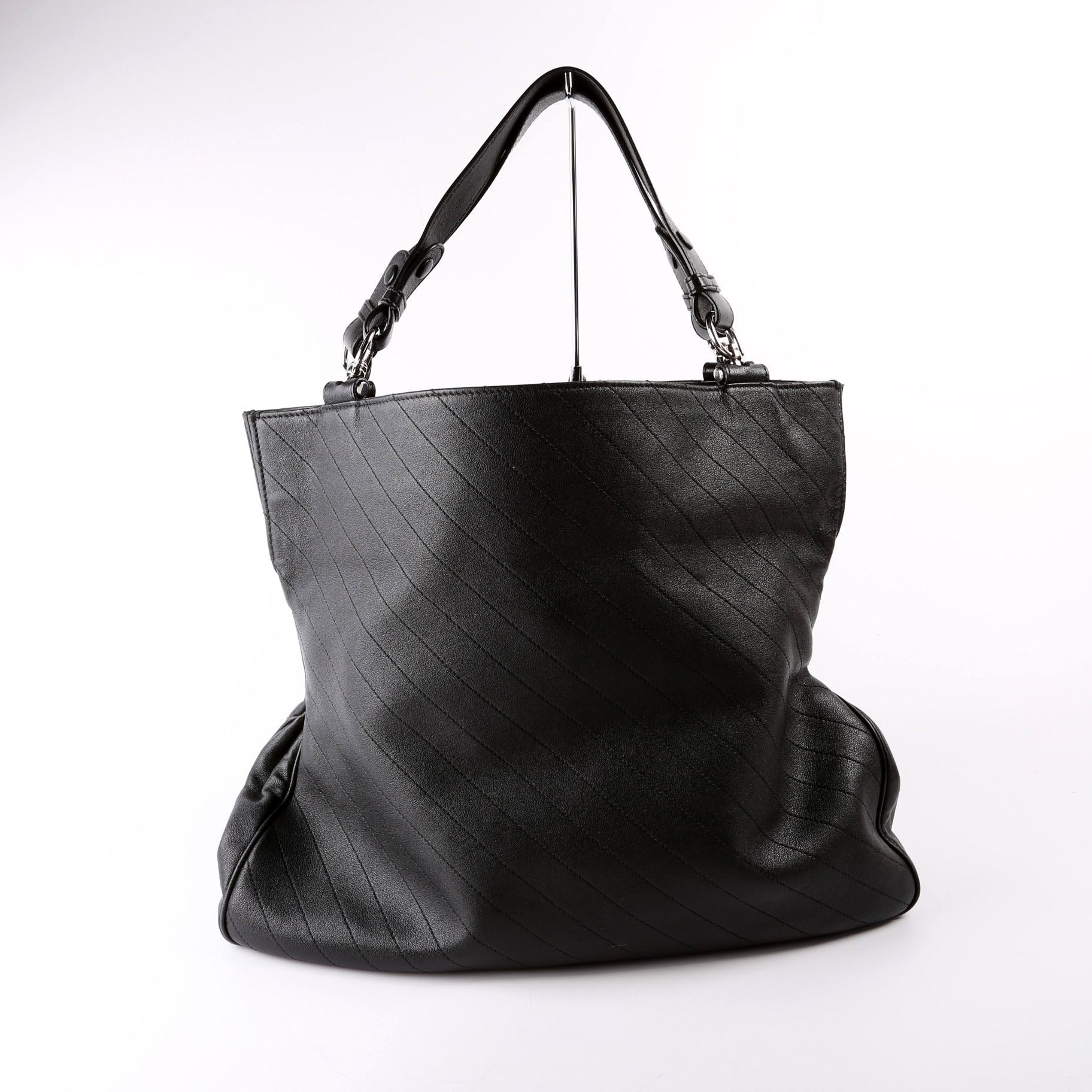GCCI  Blondie Medium Leather Tote Black