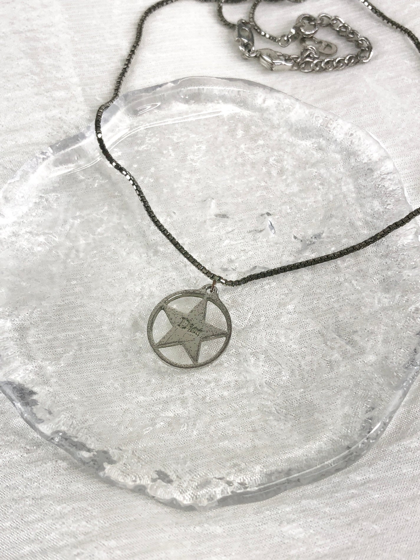 Christian D1OR  Star Motif Necklace Silver Vintage 37kear
