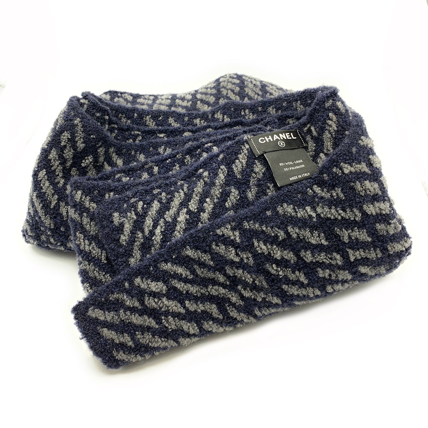 ! CH CC Logo Wool Scarf/Wrap