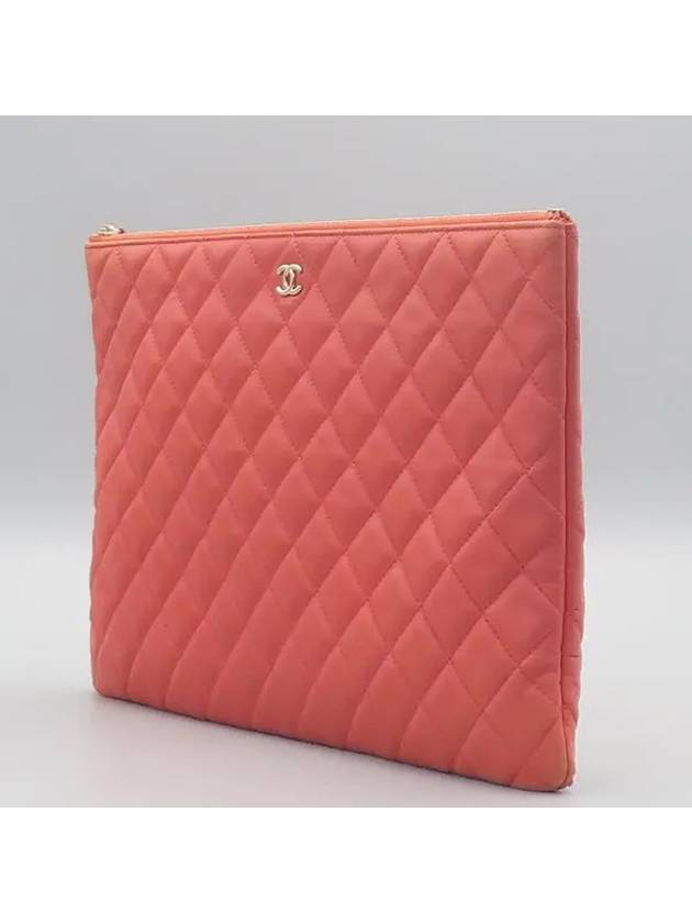 A82552 Clutch Bag CH