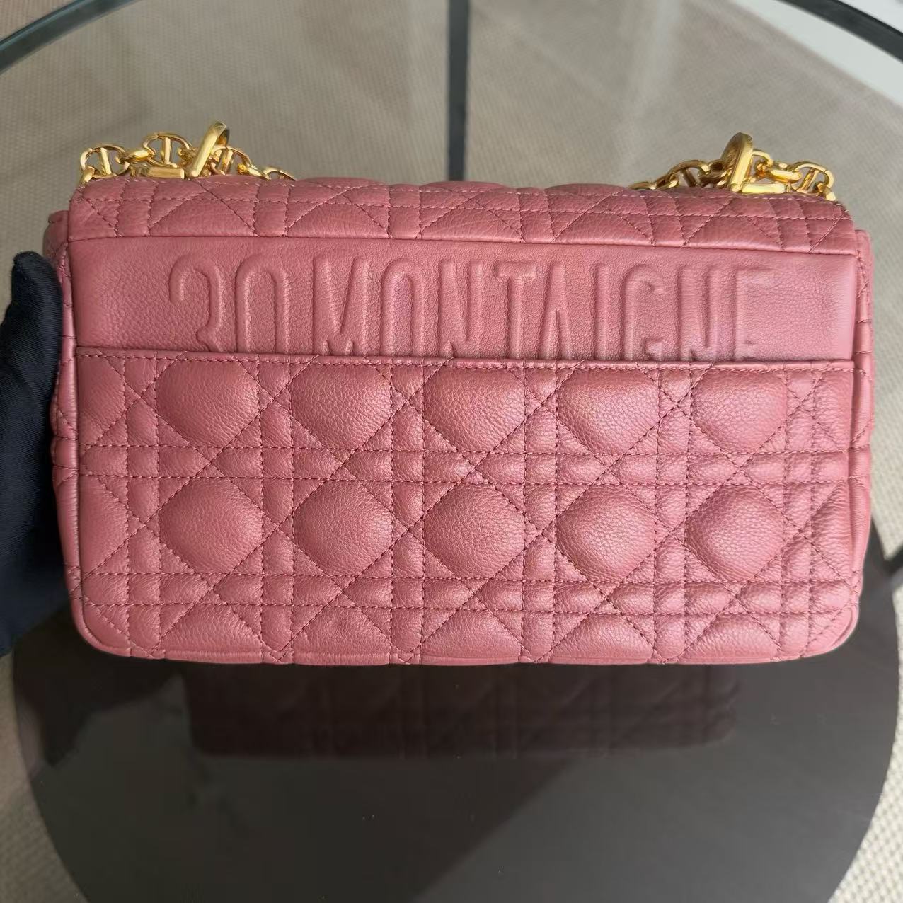 *Un* D1OR Caro - Medium Cannage Calfskin Pink Gold Hardware