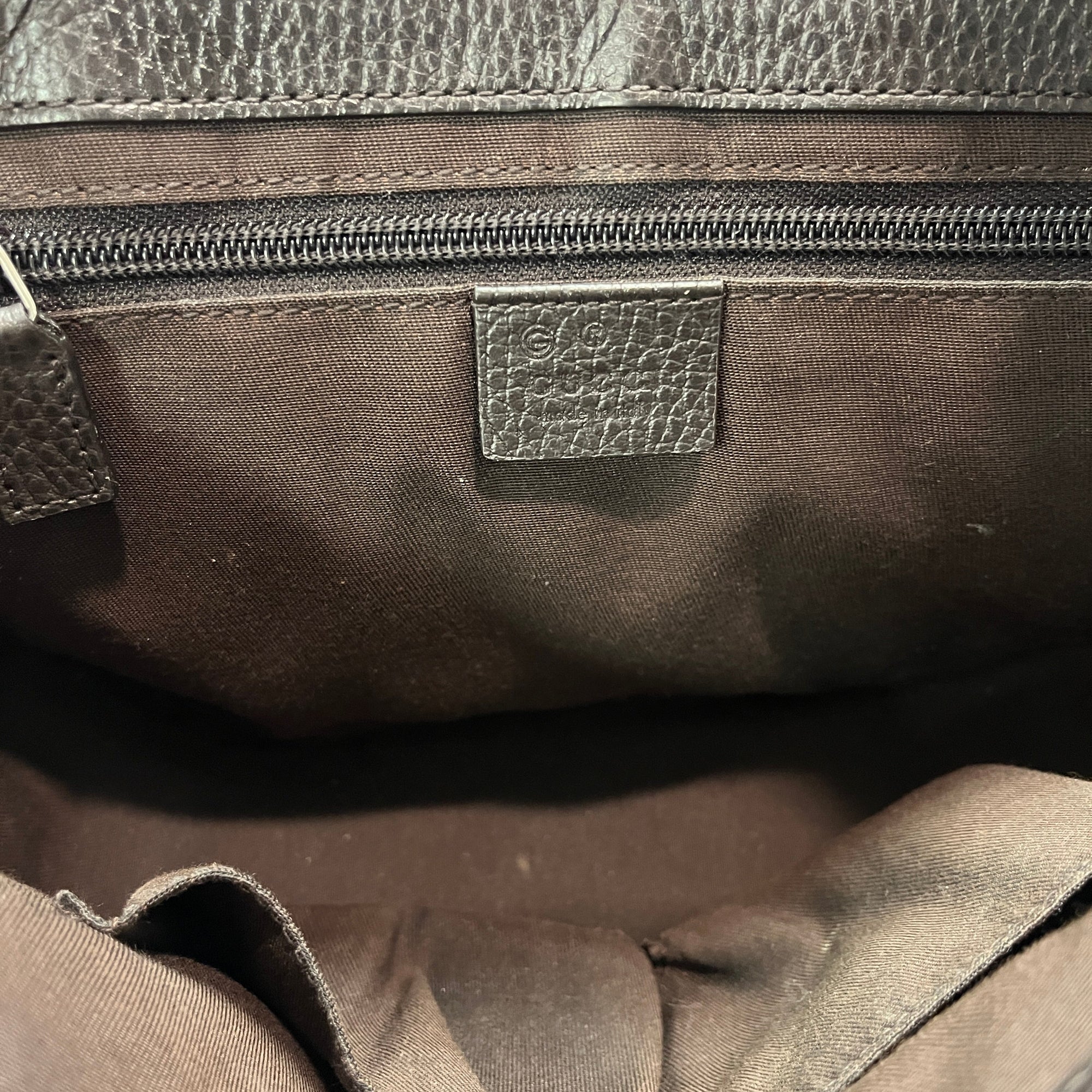 Crossbody Designer By GCCI  Size: Large