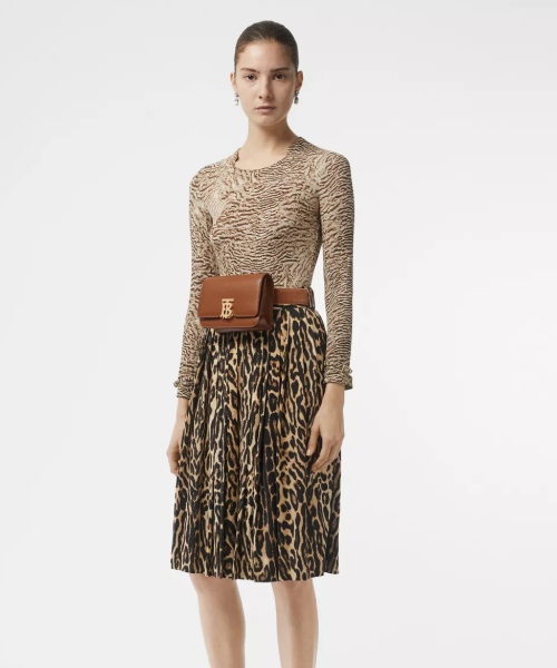 BBERRY Belted Leather TB Bag Brown