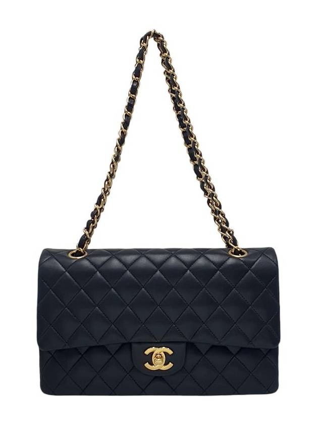 A01112 Black Lambskin Gold Classic Medium Chain Shoulder Bag CH