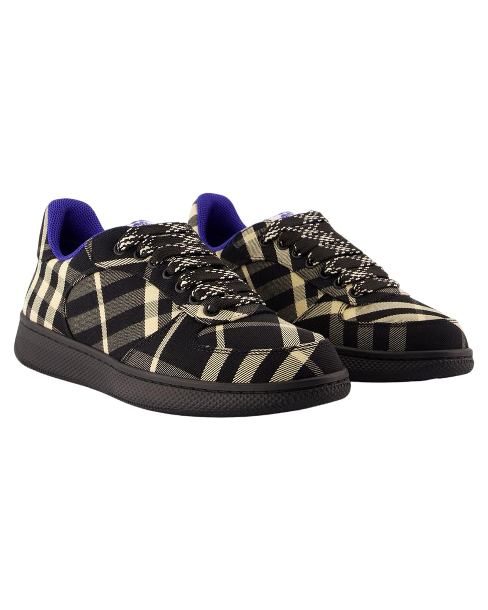 BBERRY Arthur Plaid Canvas Sneakers Women Black | Black