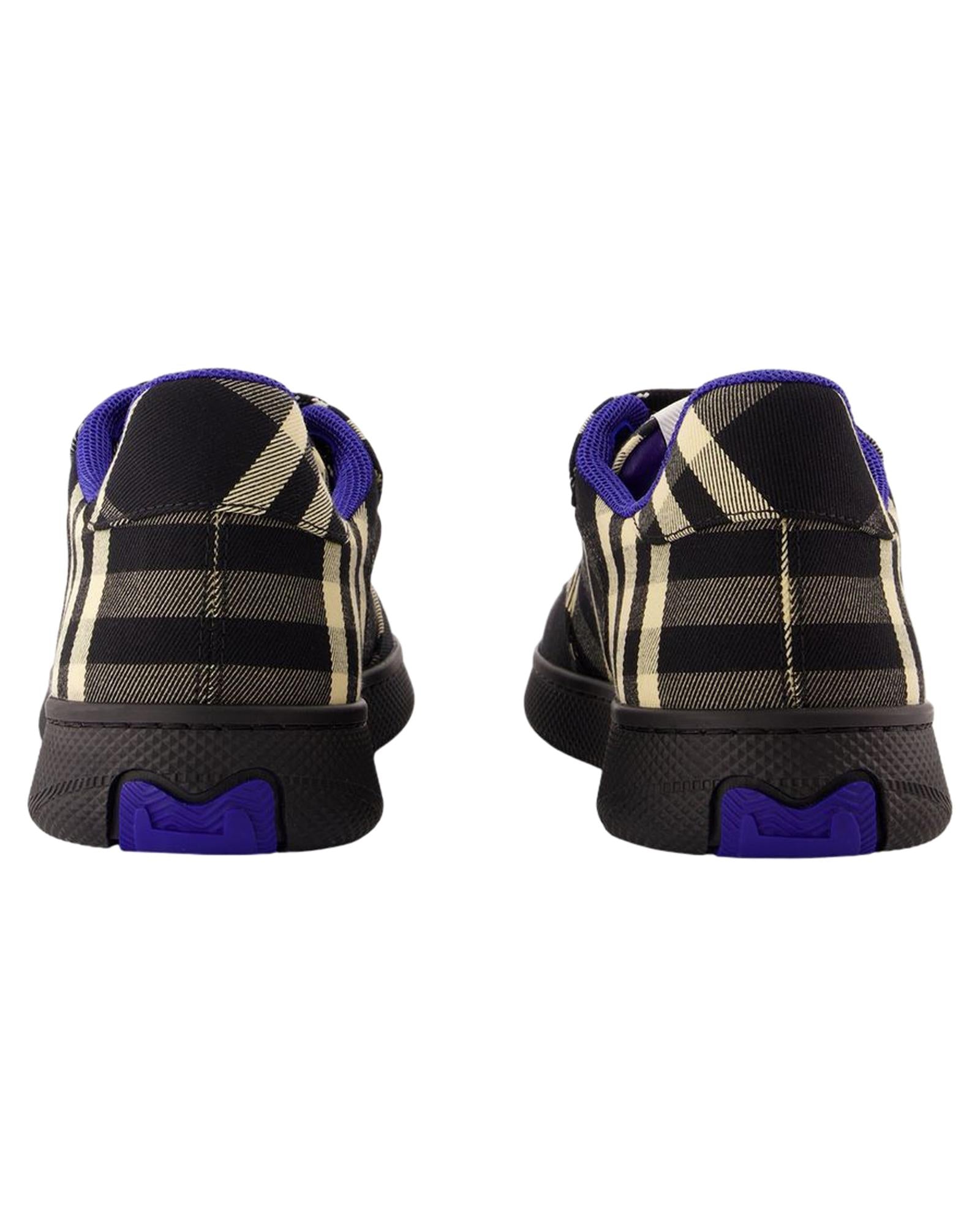 BBERRY Arthur Plaid Canvas Sneakers Women Black | Black