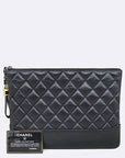 A84287 Black Vintage Leather Quilted Gabriel New Medium Clutch Bag CH