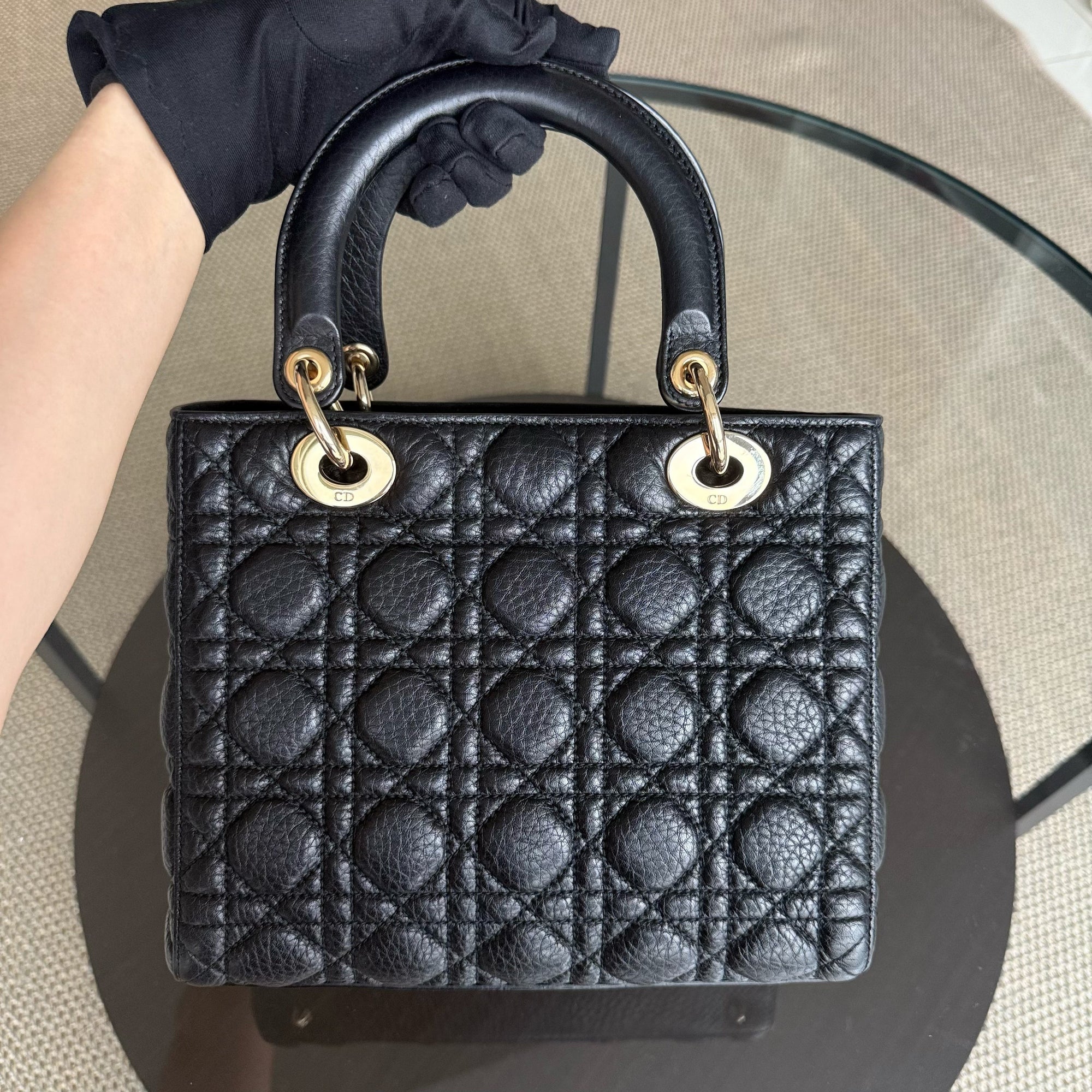 *No Strap* D1OR Lady Flap Medium - Grained Calfskin Cannage Flap Open Black Gold Hardware