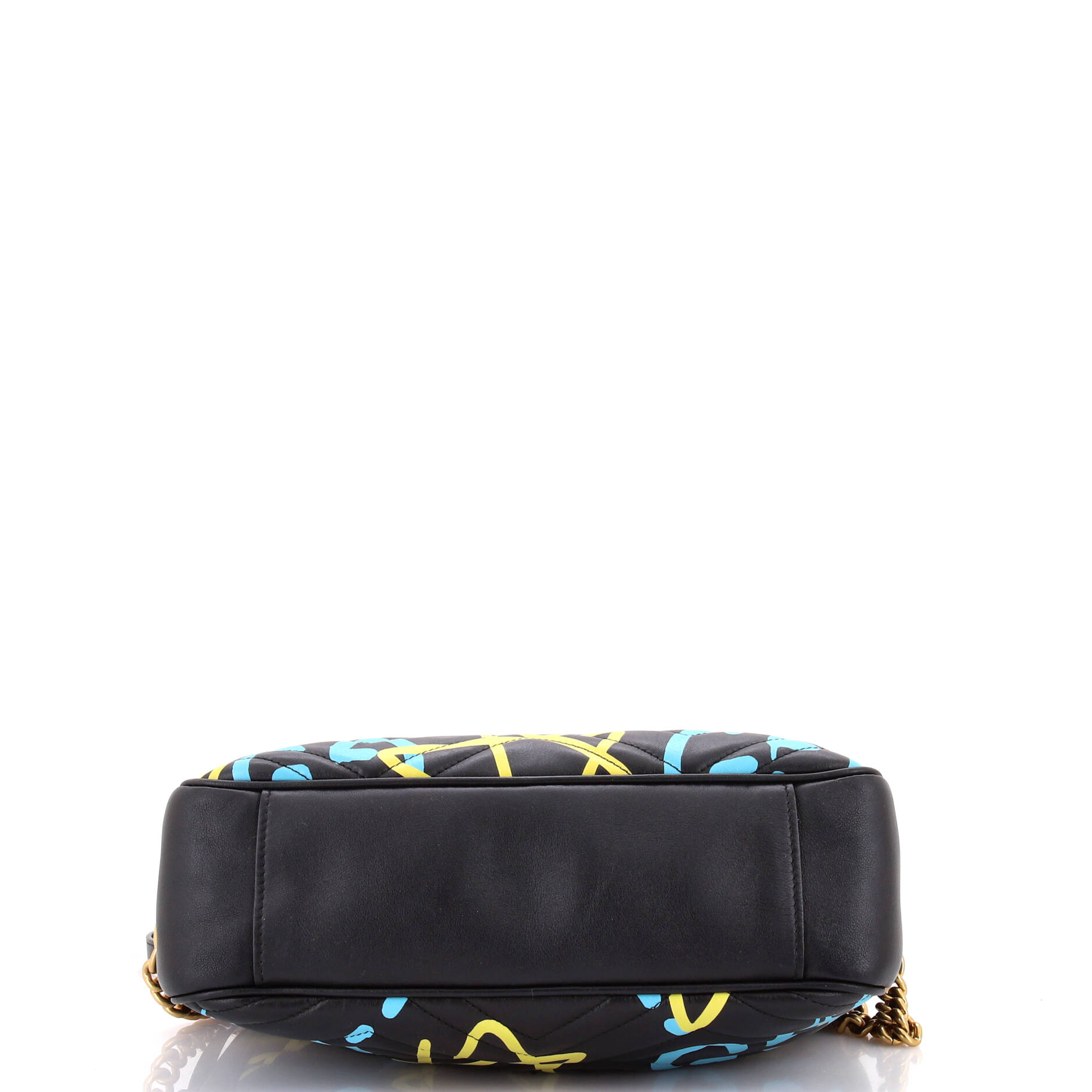 GG Marmont Shoulder Bag GCCIGhost Matelasse Leather Medium