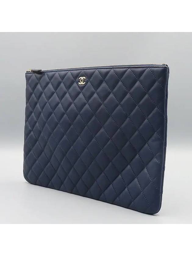 A82552 Clutch Bag CH