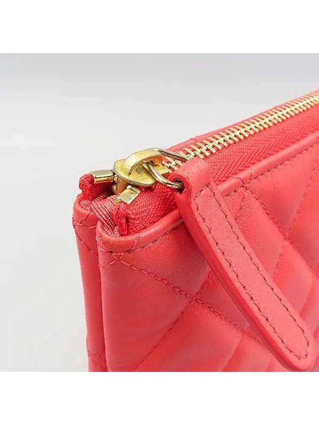 A82545 Clutch Bag CH