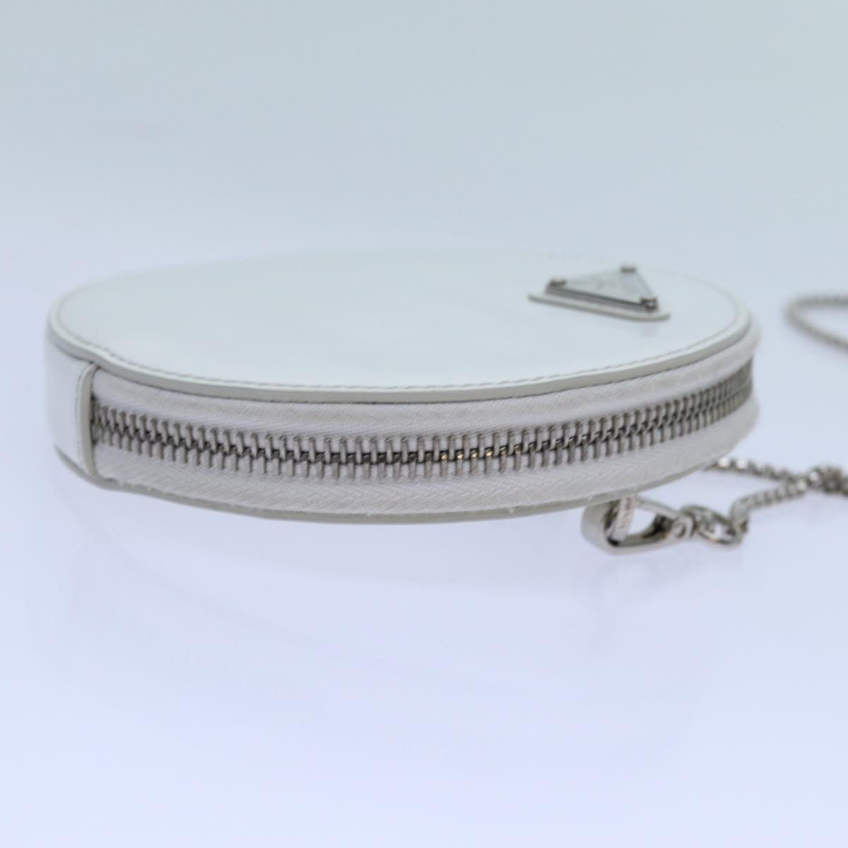 PRD Chain Shoulder Bag Patent leather White Auth 70442