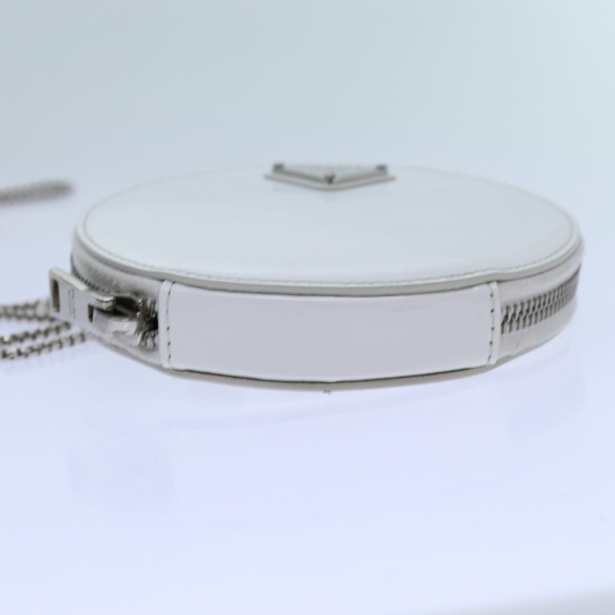 PRD Chain Shoulder Bag Patent leather White Auth 70442