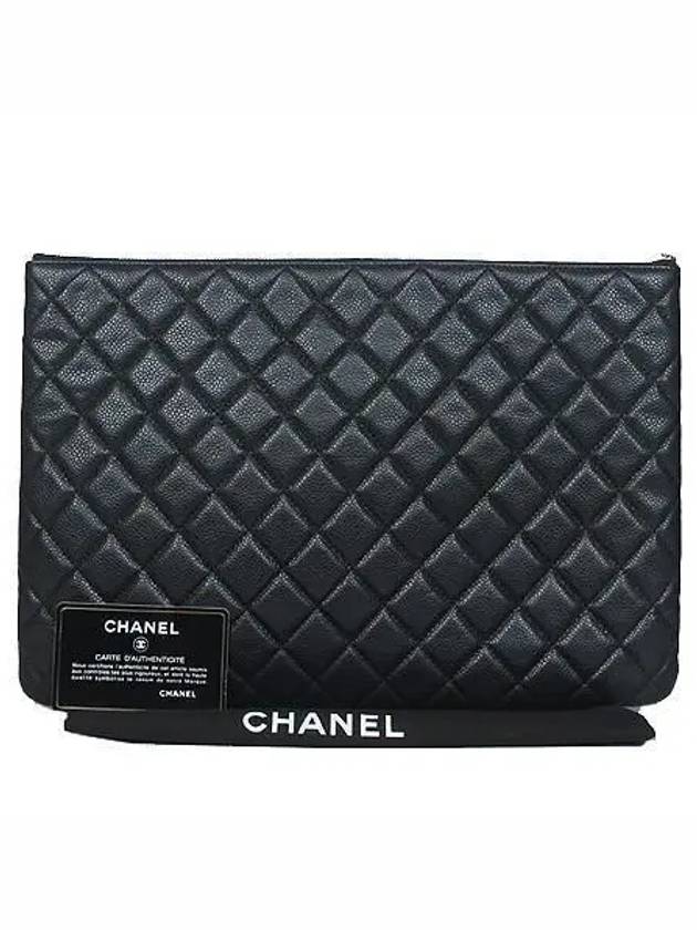 A69251 Black Caviar Beauty CC Silver Logo Large Clutch CH