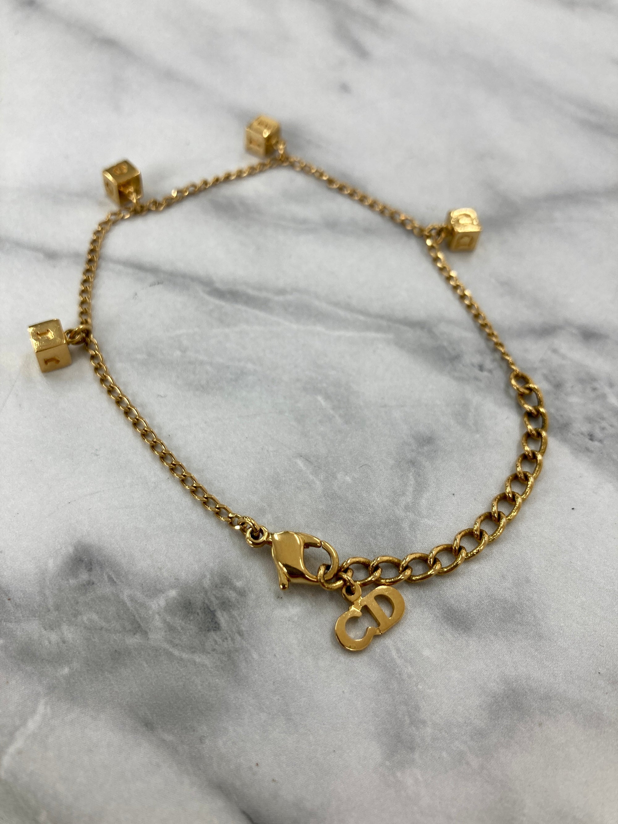 Christian D1OR CD Logo Bracelet Gold Vintage 5fgxjr