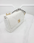 19Flap Bag White Large AS1161 CH