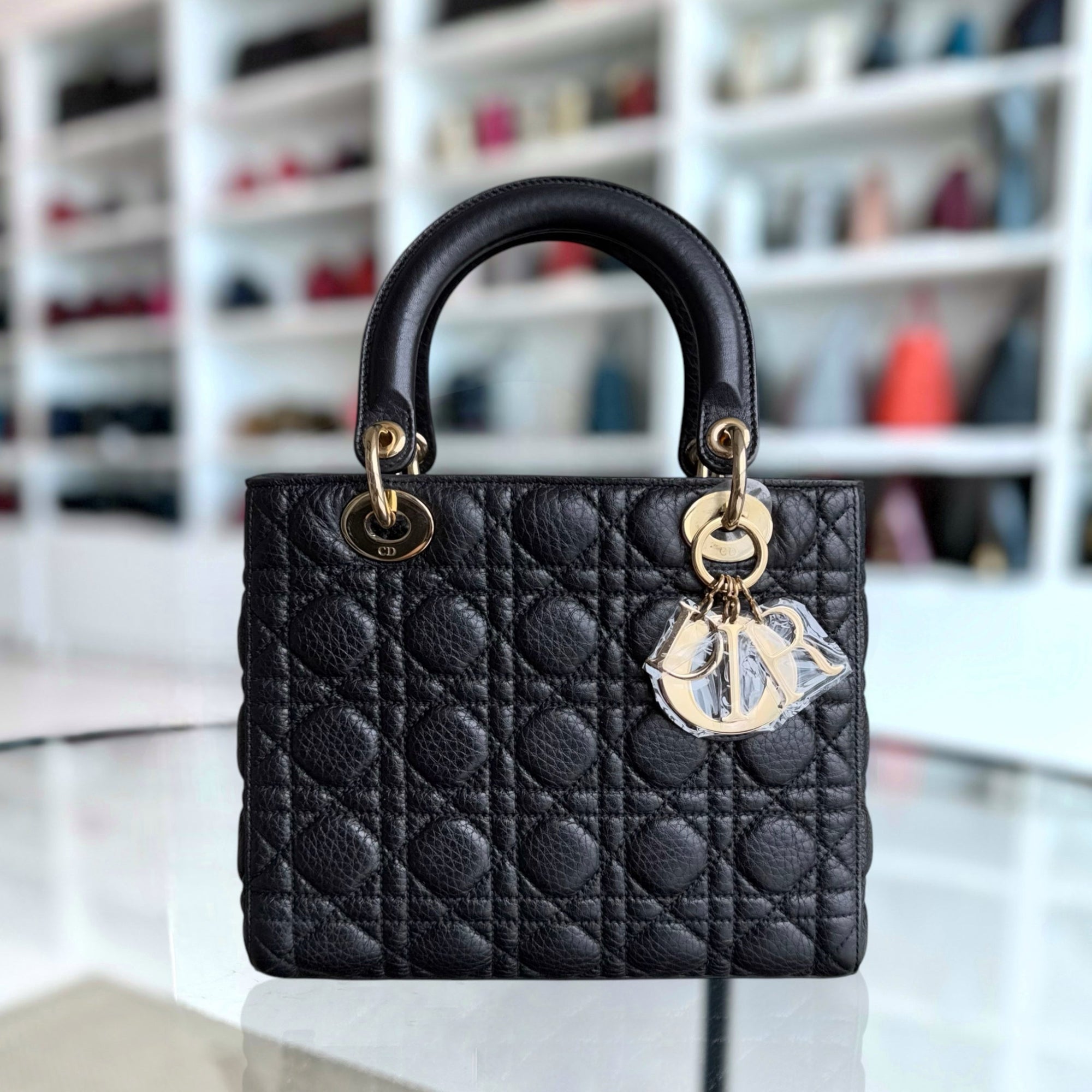 *No Strap* D1OR Lady Flap Medium - Grained Calfskin Cannage Flap Open Black Gold Hardware