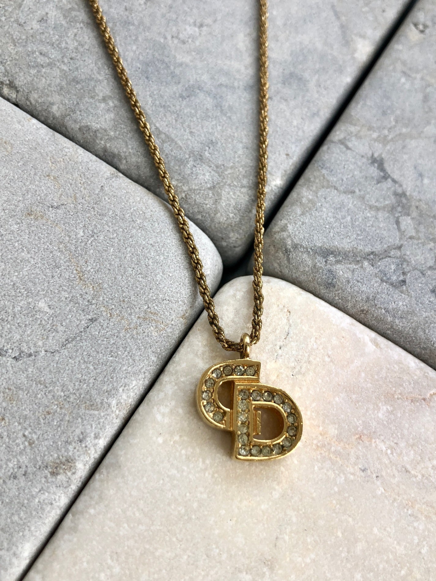 Christian D1OR CD Logo Rhinestone Necklace Gold Vintage wzptxx