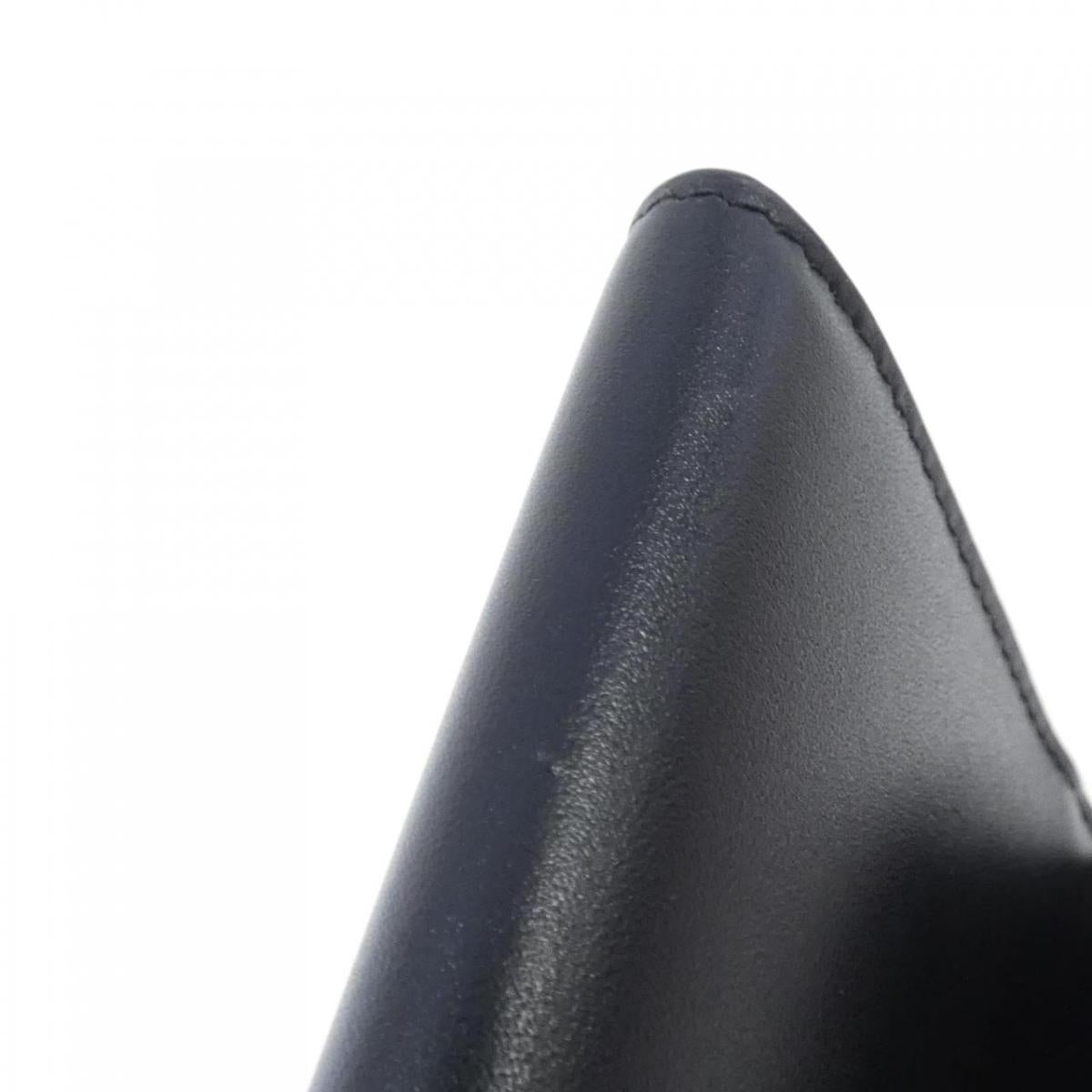 Christian D1OR 30 Monteign Avenue S2314UQBE Wallet