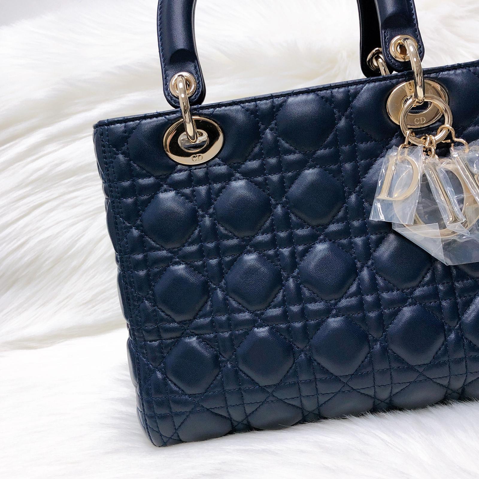 Cannage Lambskin Lady D1OR Medium