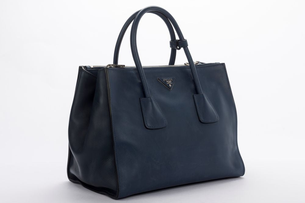 PRD BN2762 Blue Smooth Calf Leather 2 Way Use Bag, with Card, Strap &amp; Dust Cover