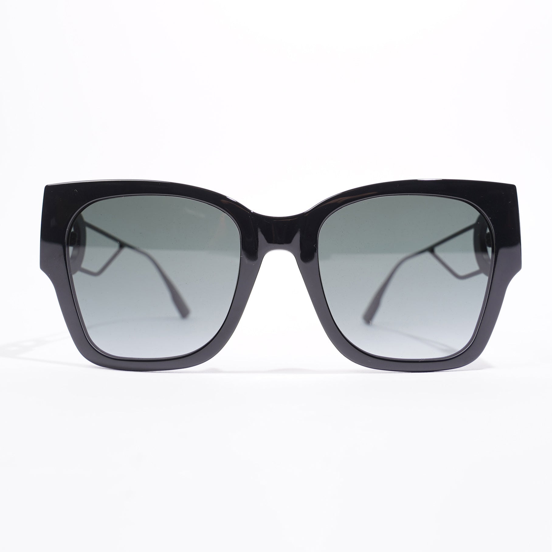 Christian D1OR 30 Montaigne Sunglasses Black 135