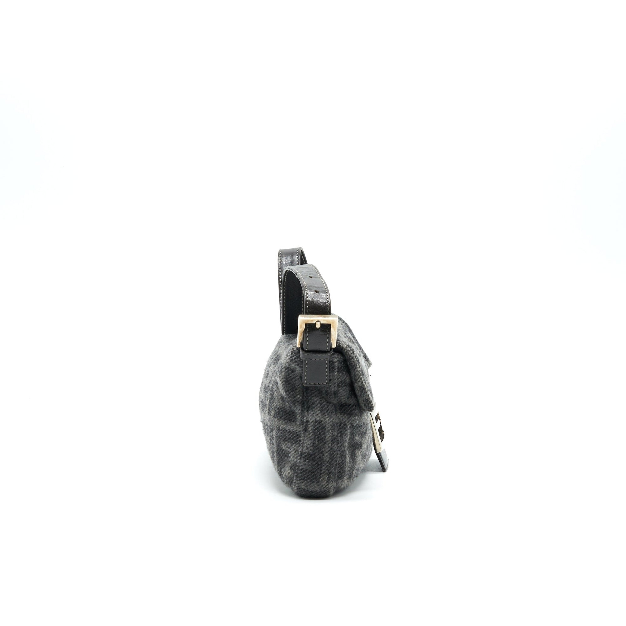 FNDI BAGUETTE IN SOFT TWEED GREY