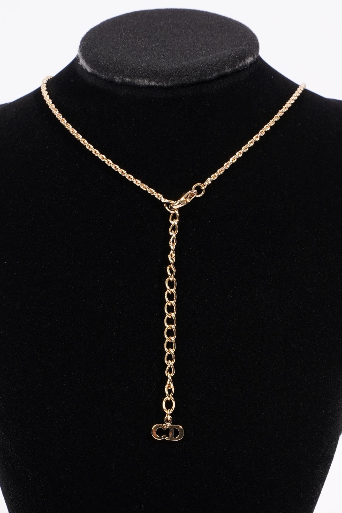 Christian D1OR CD Heart Motif Necklace Gold Rhinestone
