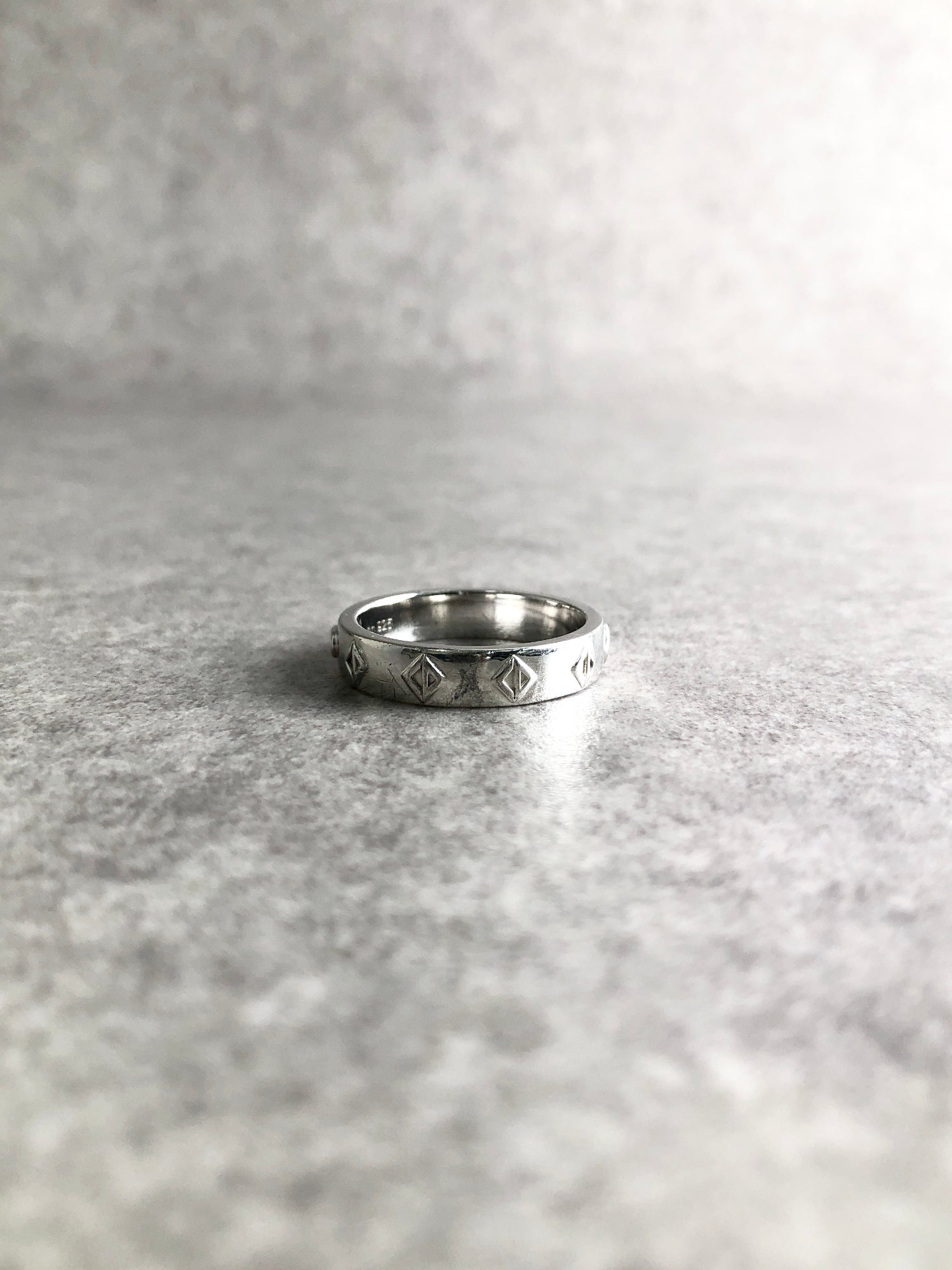 Christian D1OR CD Logo Ring Silver Vintage ntf73h