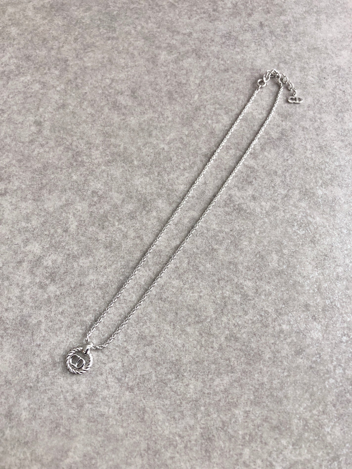 Christian D1OR CD Logo Necklace Silver Vintage pfrat8