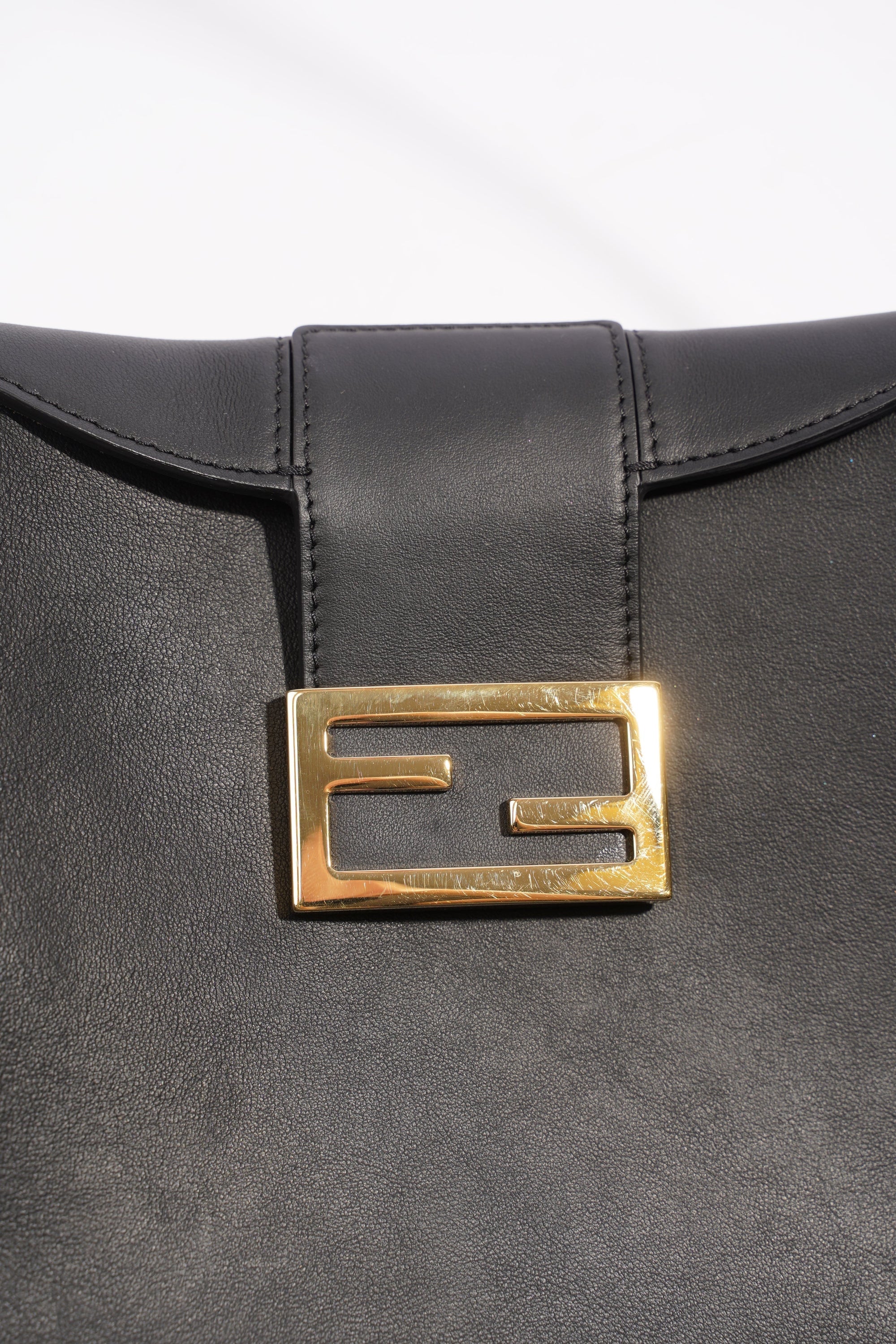 FNDI Croissant Bag Black / Brown Leather