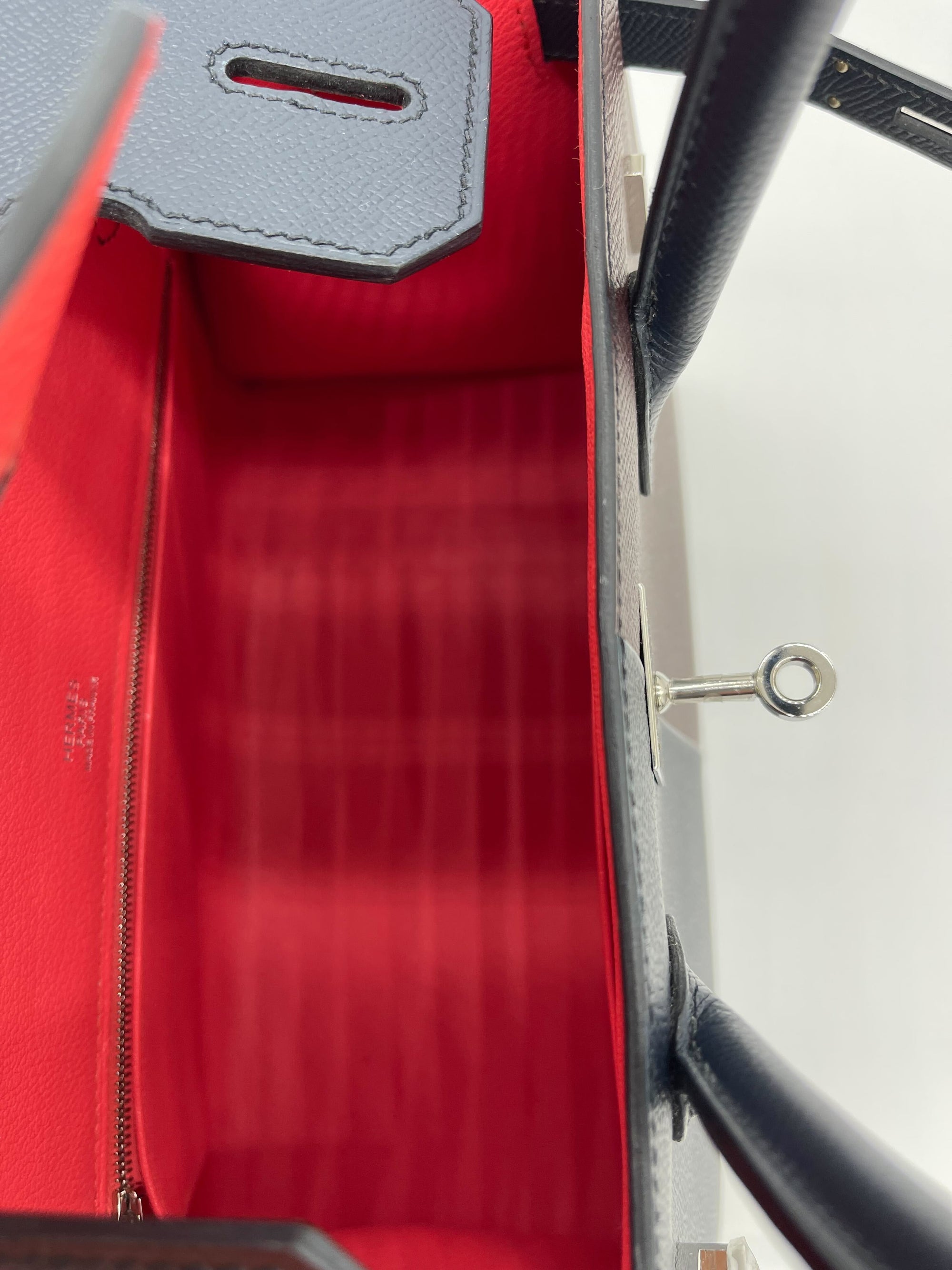 HMS Birkin 30 Casaque Rouge Sellier / Bleu Indigo / Rose Texas Epsom
