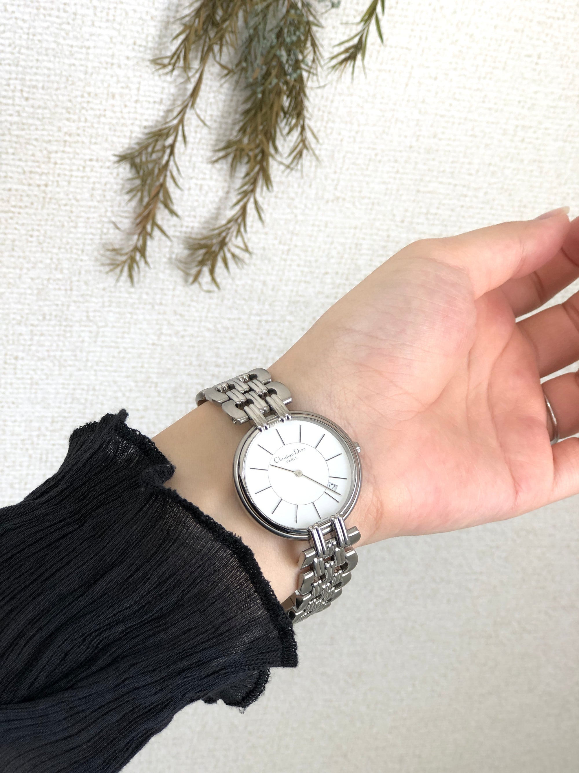 Christian D1OR  Logo  Watch Silver Vintage xnc4xx