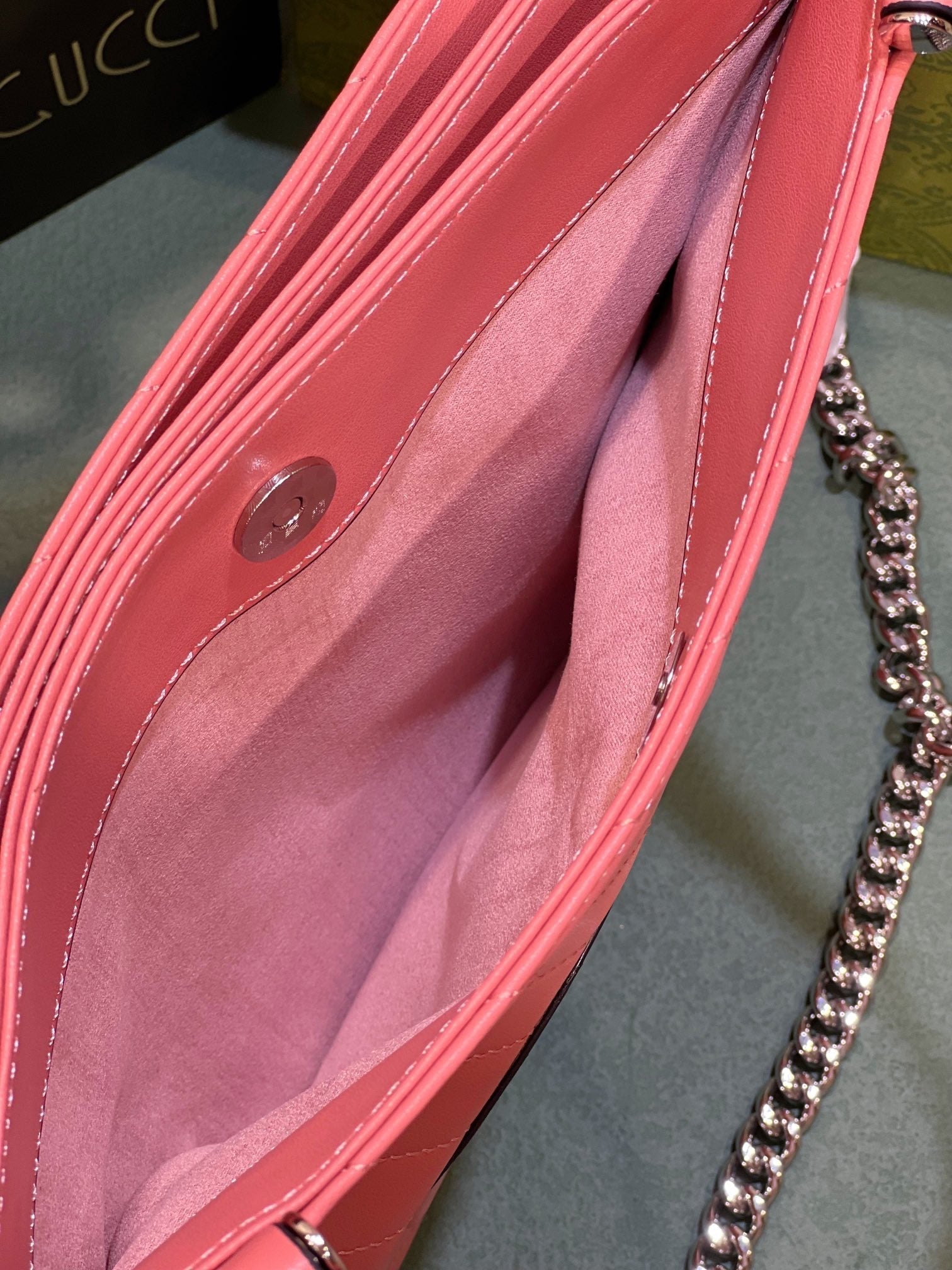GC583 GCCI Blondie Medium Tote Bag / 13.6x16.1x3.1inch