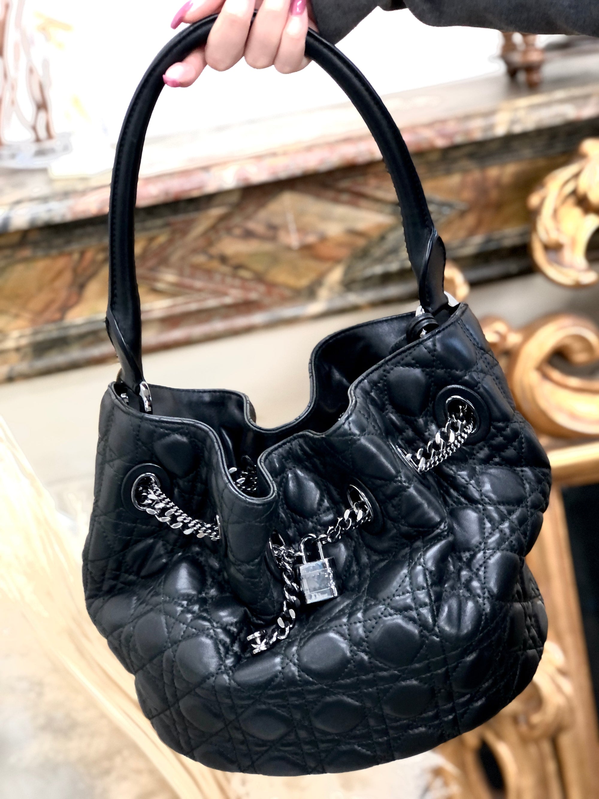 Christian D1OR Cannage Lady D1OR Padlock Charm Bucket Totebag Black Vintage txf4va