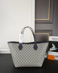 GC717 GCCI Totissima Large Reversible Tote Bag / 11"W x 10.6"H x 10.6"D