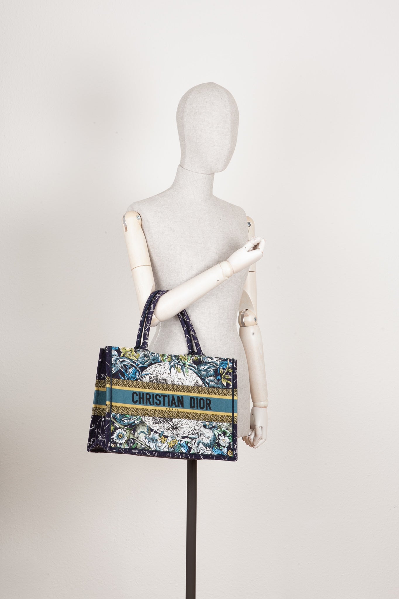 CHRISTIAN D1OR Book Tote Medium Darkblue