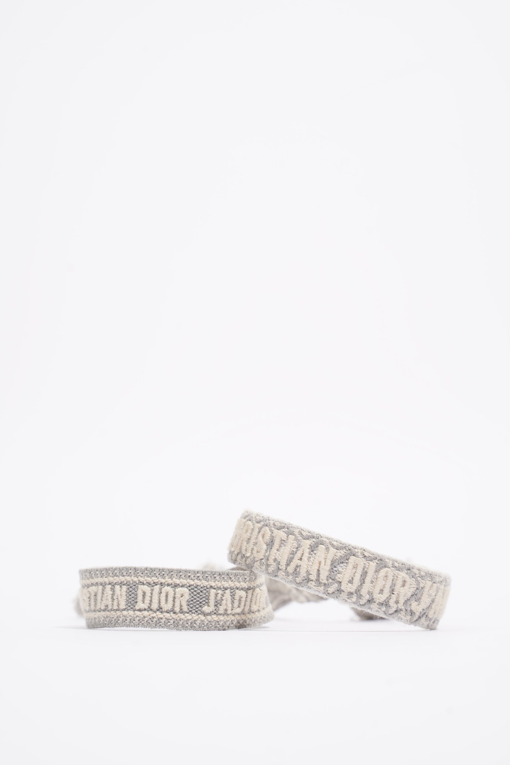 Christian D1OR Bracelet Set Grey Fabric One size