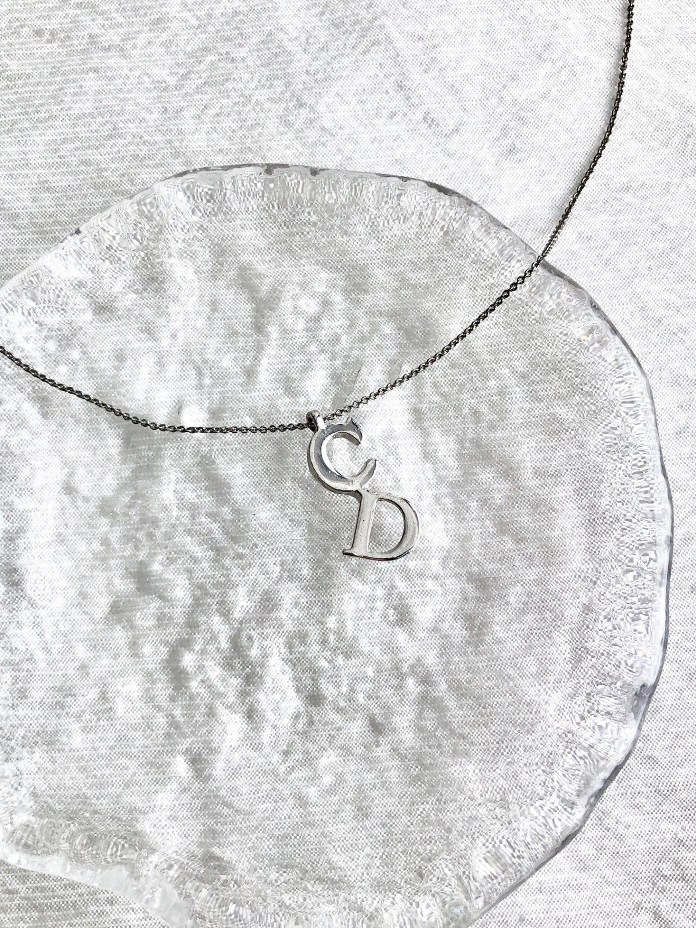 Christian D1OR CD Logo Motif Necklace Silver Vintage ukyg82