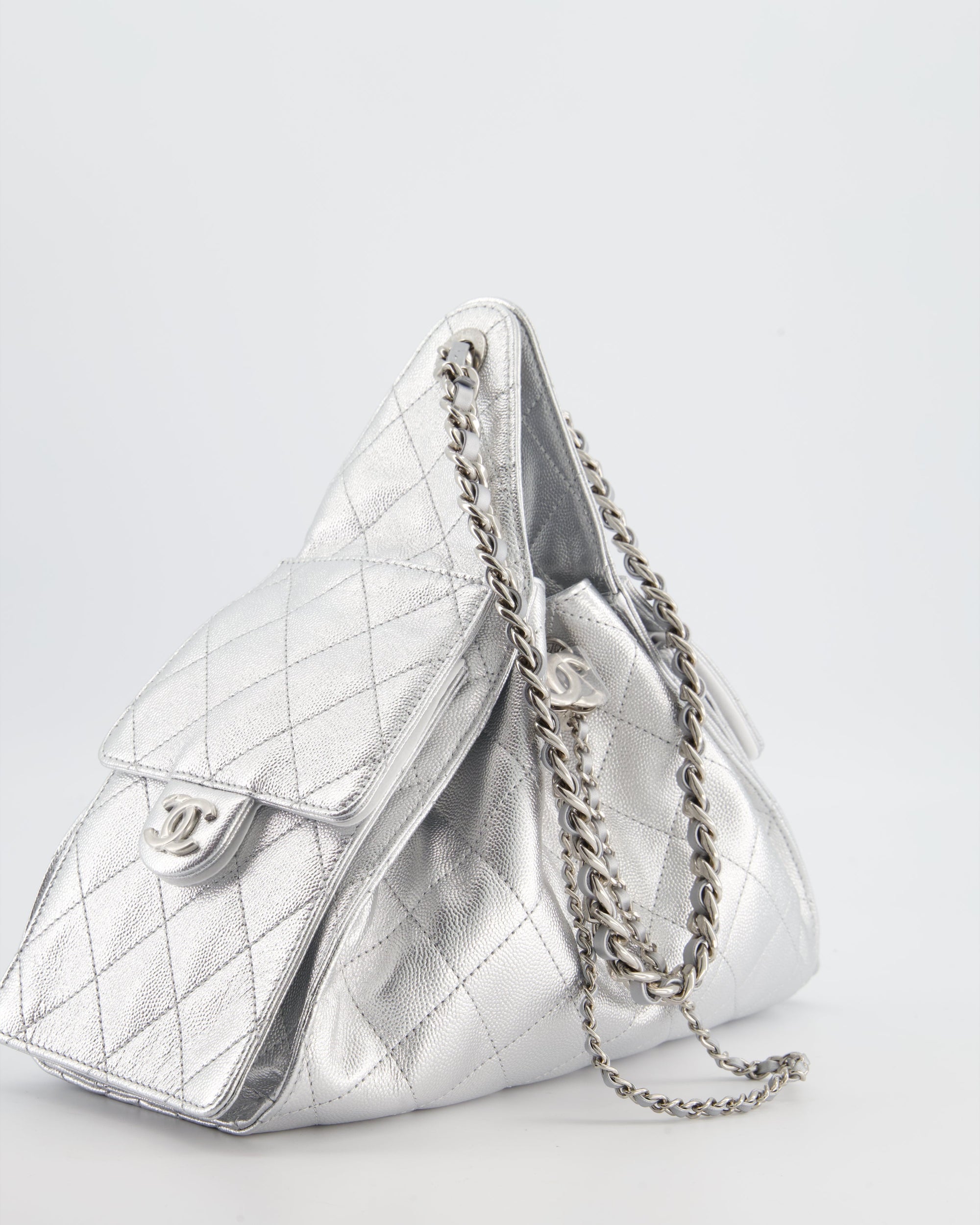 *RARE* CH Silver Caviar Leather Small 25 Handbag with Silver Hardware