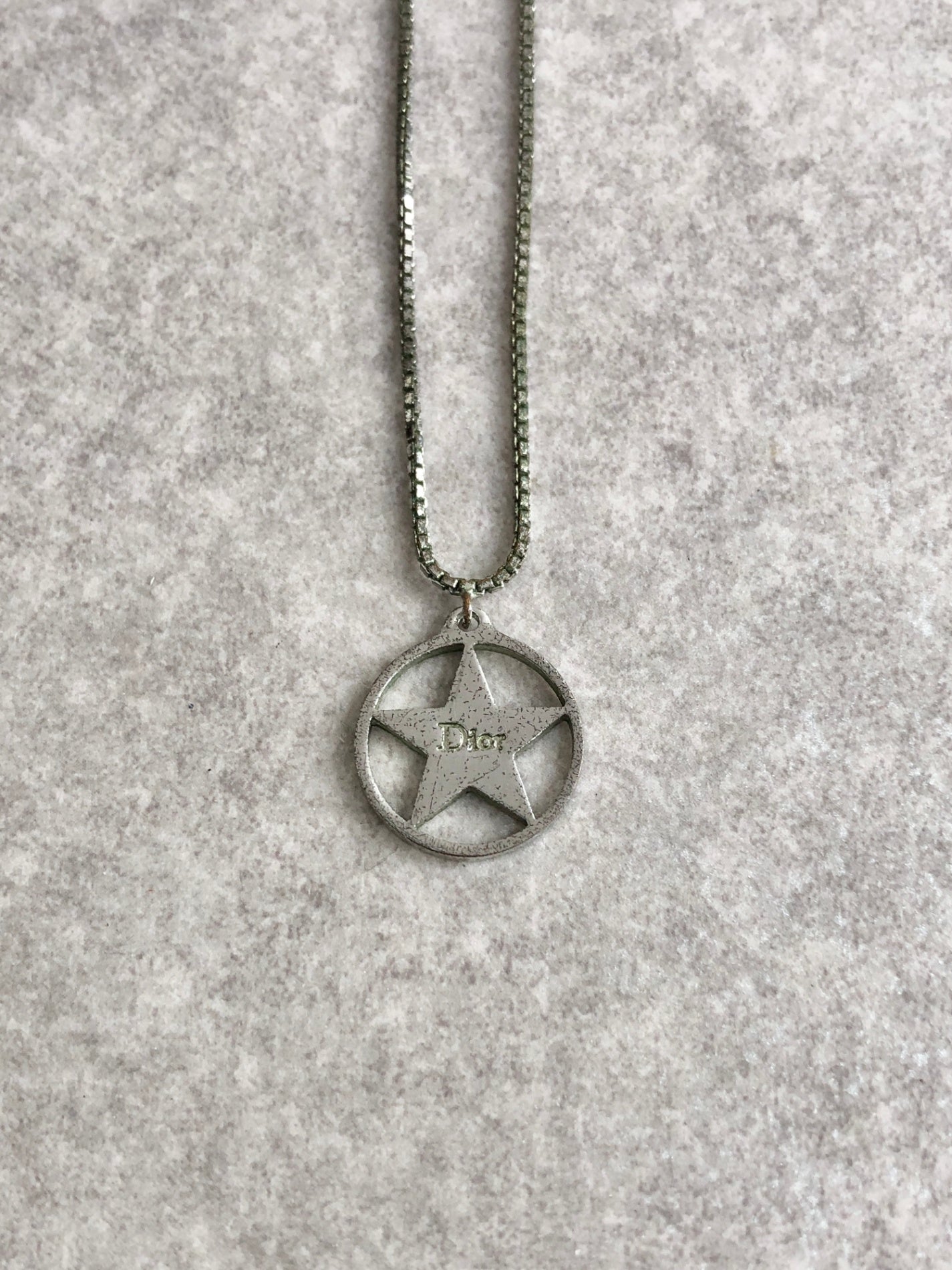 Christian D1OR  Star Motif Necklace Silver Vintage 37kear