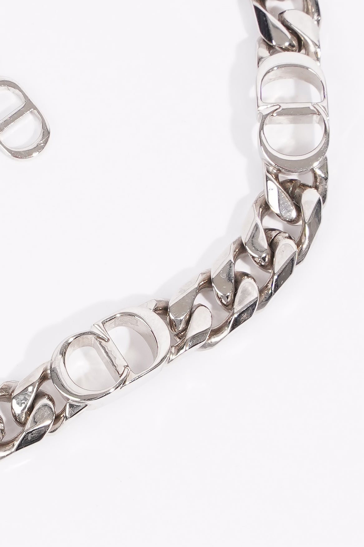 Christian D1OR CD Iconic Thin Chain Link Bracelet Silver Base Metal