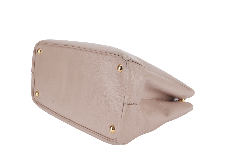 PRD CAMMEO SAFFIANO LUX LEATHER (BN1874) WITH GOLD HARDWARE NO DUST COVER