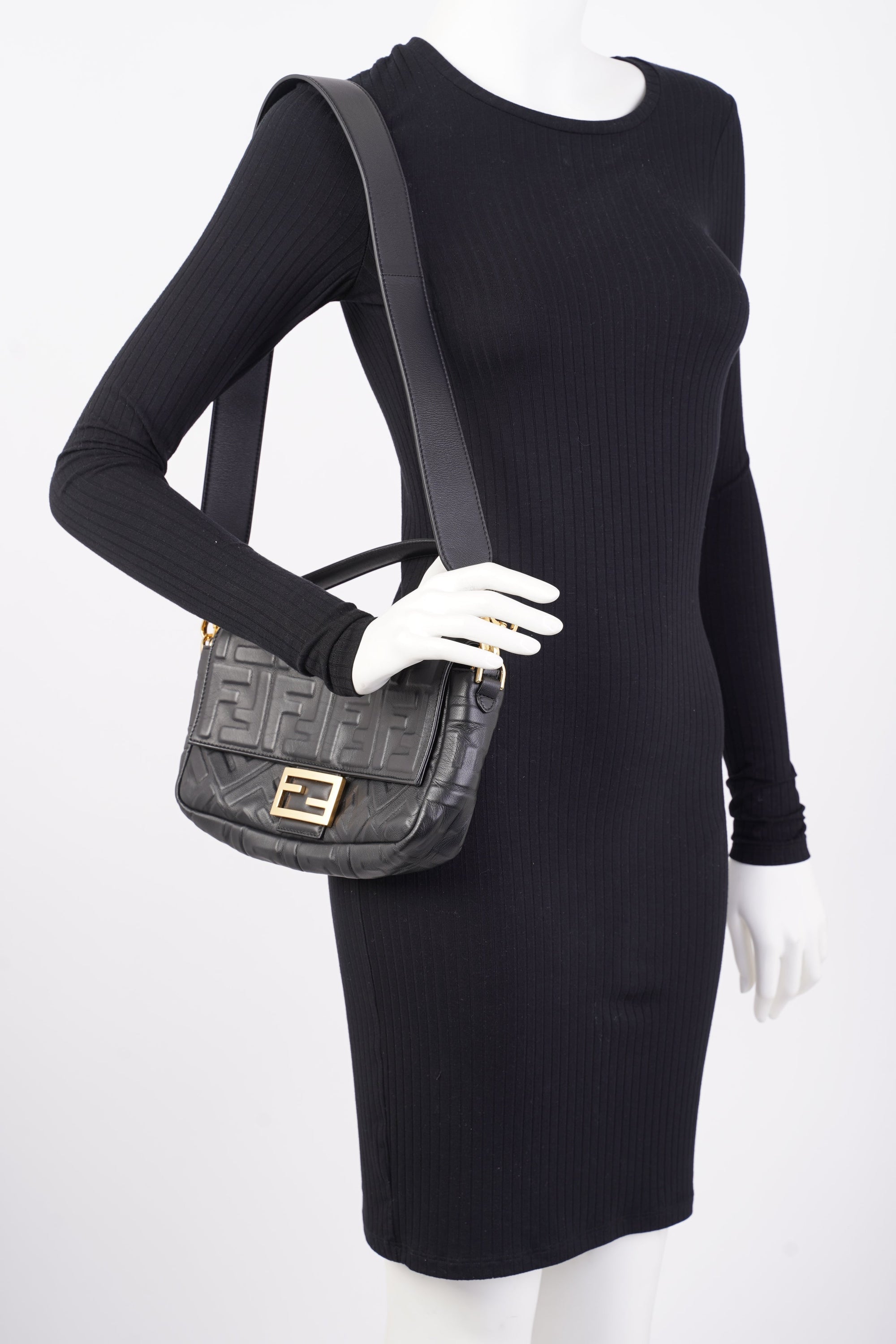 FNDI Baguette Bag Black Leather