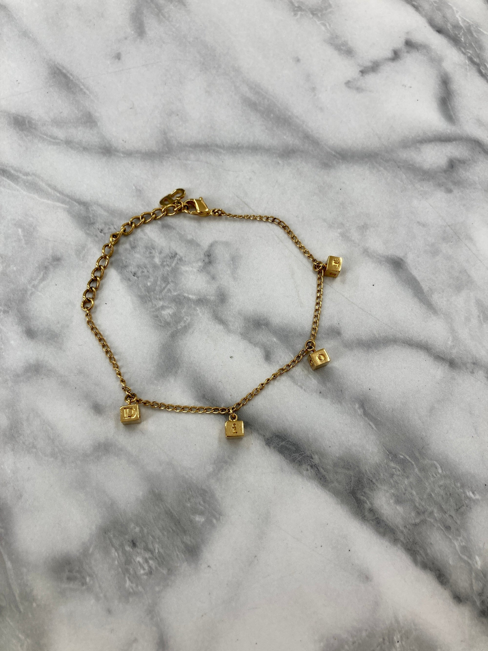 Christian D1OR CD Logo Bracelet Gold Vintage 5fgxjr