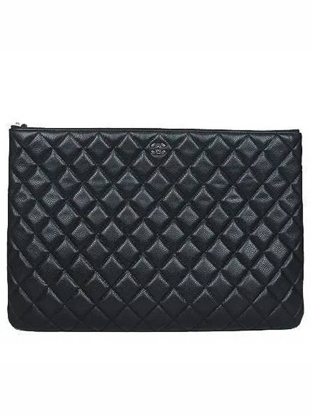 A69251 Black Caviar Beauty CC Silver Logo Large Clutch CH